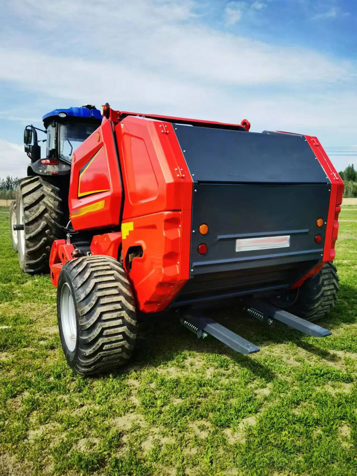 Round Hay Baler Applications